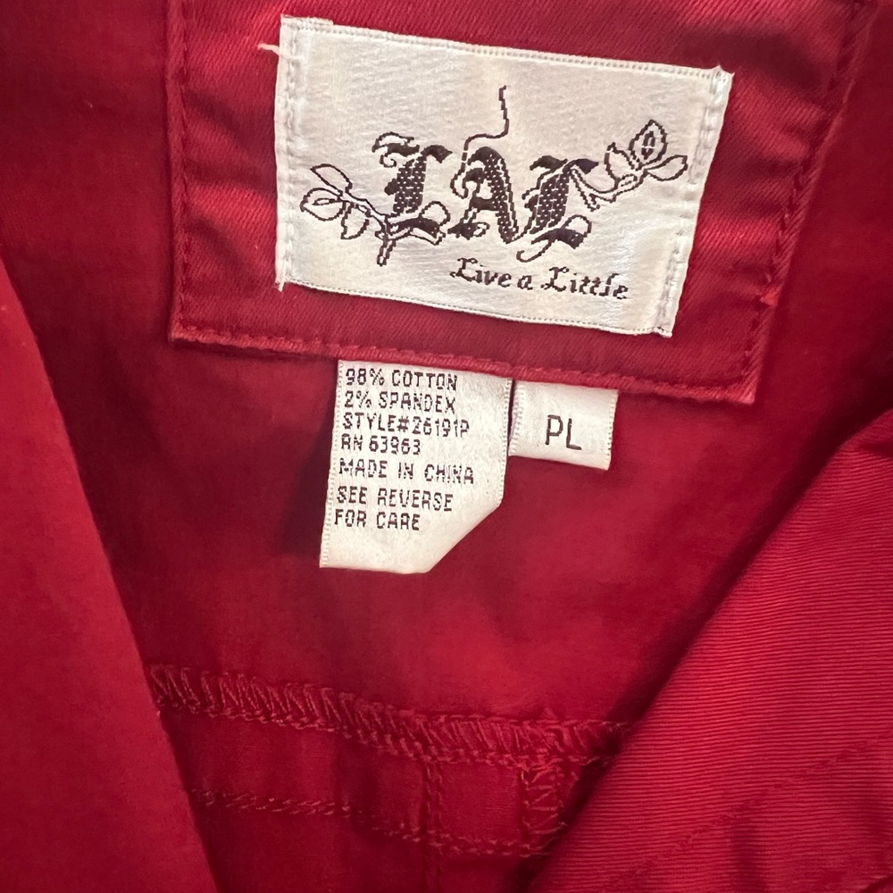 Cute Red Jacket - Picture 2 of 2